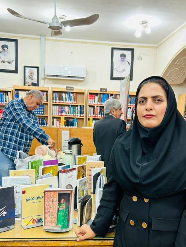 تقدیر از نویسنده فیشوری در گردهمایی نویسندگان جنوب