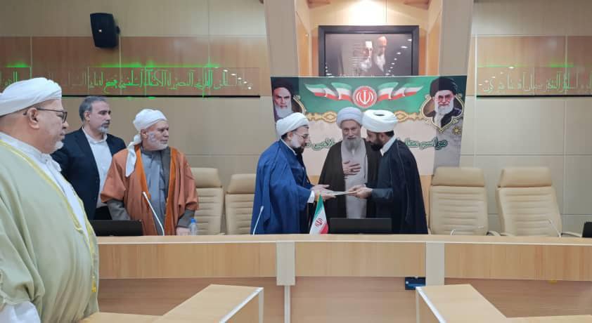 انتصاب مدیر جدید مرکز اسلامی فارس با حضور نماینده ولی‌فقیه در استان